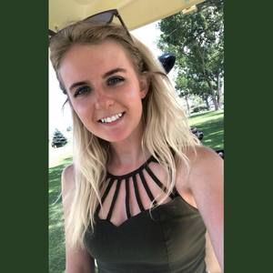 Meet your Posher, Abbey